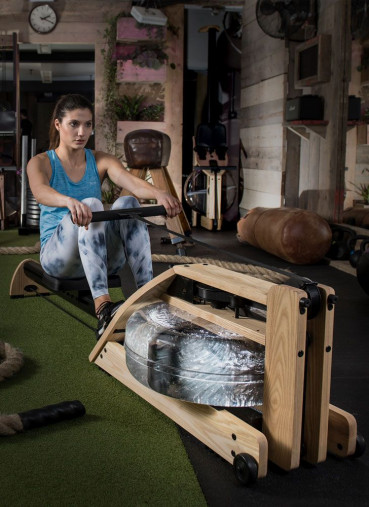 Гребной тренажер WATERROWER A1 Studio с дисплеем S4 (ясень окрашенный черный)