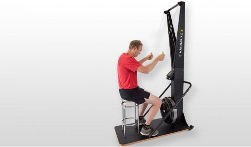 Подставка Concept2 SkiErg2 идеально подходит и для сидячих упражнений