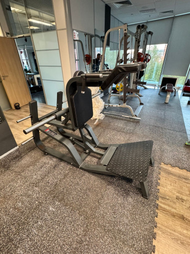 Тренажер для приседаний Гакк машина UNIX Fit PRO (UC-1665)