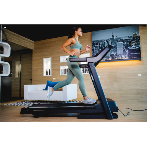 Беговая дорожка домашняя складная Sole Fitness F60