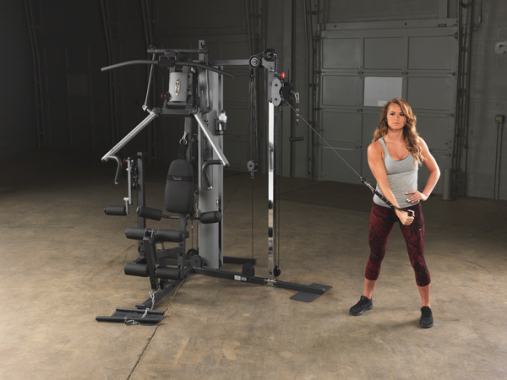 Силовой центр мультистанция Body Solid G2B со стеком 73 кг и опцией Multi-Hip для проработки бедер, голеней и ягодиц