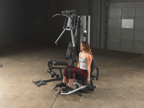 Силовой центр мультистанция Body Solid G2B со стеком 73 кг и опцией Multi-Hip для проработки бедер, голеней и ягодиц
