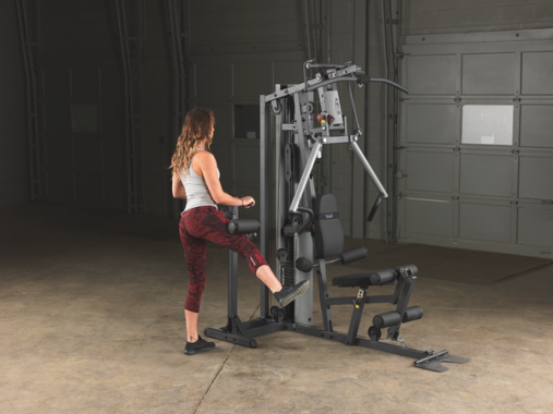 Силовой центр мультистанция Body Solid G2B со стеком 73 кг и опцией Multi-Hip для проработки бедер, голеней и ягодиц