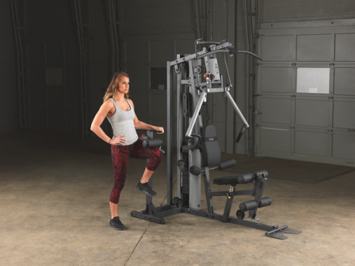 Силовой центр мультистанция Body Solid G2B со стеком 73 кг и опцией Multi-Hip для проработки бедер, голеней и ягодиц