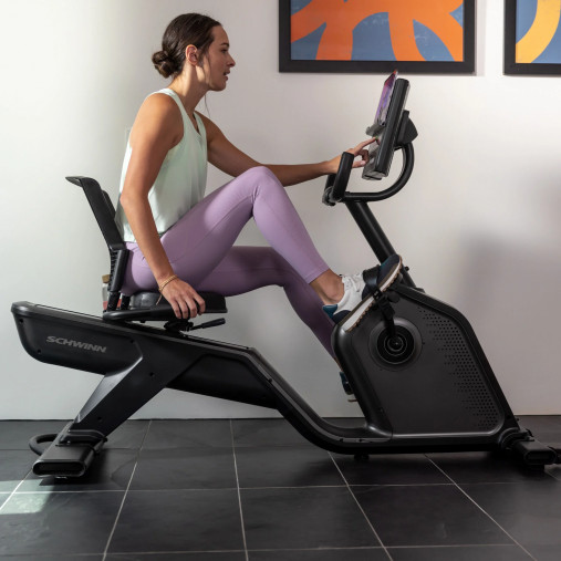 Велотренажер Schwinn 590R с горизонтальной посадкой