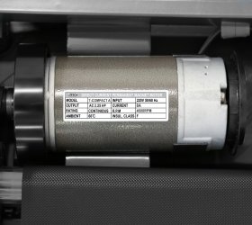 Двигатель от японского производителя Fuji Electric мощностью 2.25 л.с.